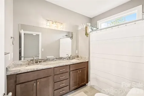 223 River Breeze Lane Etowah NC 28729