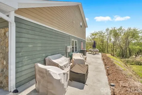 24 Merideth Drive Marion NC 28752