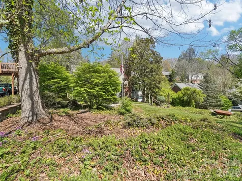 28 Kensington Drive Asheville NC 28805