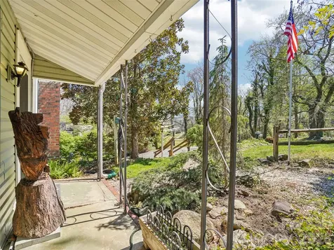 28 Kensington Drive Asheville NC 28805