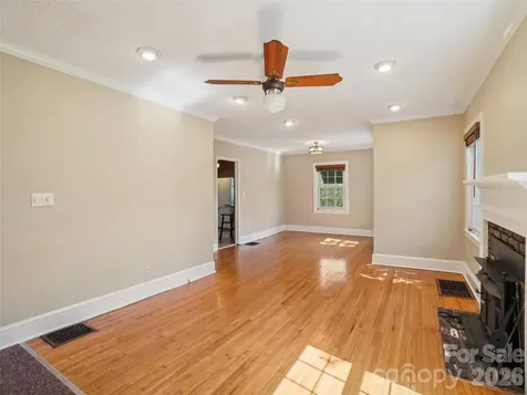 28 Kensington Drive Asheville NC 28805