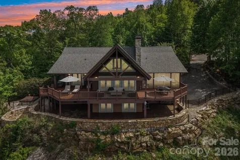 1072 Corsica Lane Saluda NC 28773