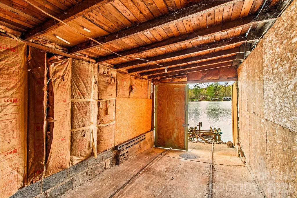 570 Lake Drive 9 Drive Lexington NC 27292