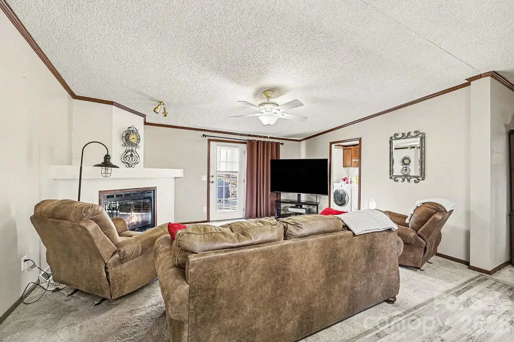 1115 Cross Creek Drive Walnut Cove NC 27052