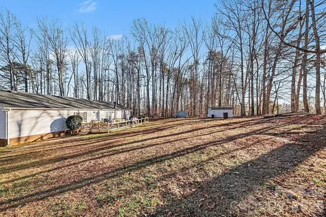 1115 Cross Creek Drive Walnut Cove NC 27052