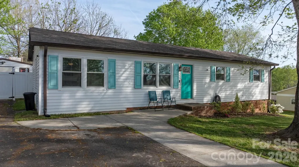 19 Claridge Court Newton NC 28658