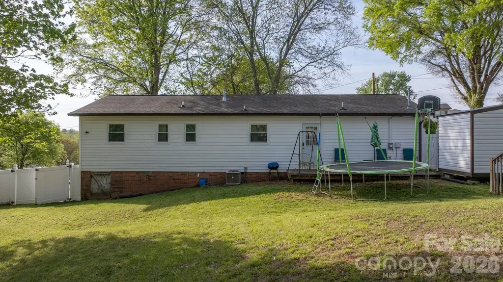 19 Claridge Court Newton NC 28658