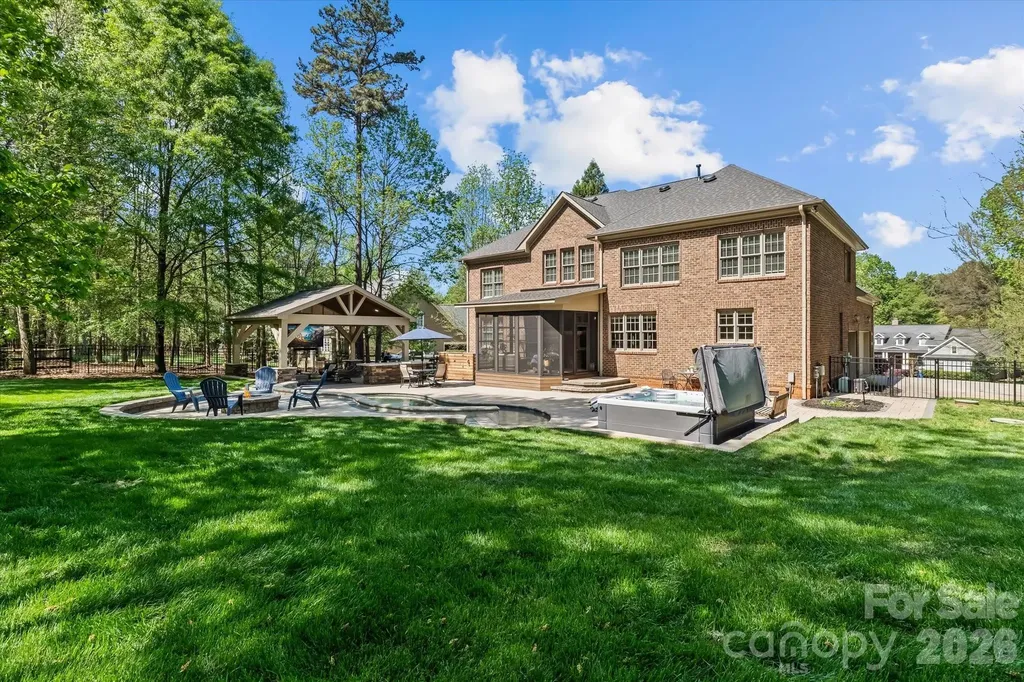 162 E Cold Hollow Farms Drive Mooresville NC 28117