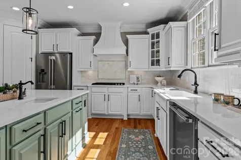 162 E Cold Hollow Farms Drive Mooresville NC 28117