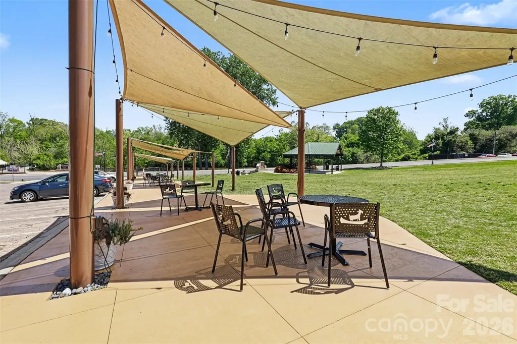 2020 Cramer Place Court Cramerton NC 28032