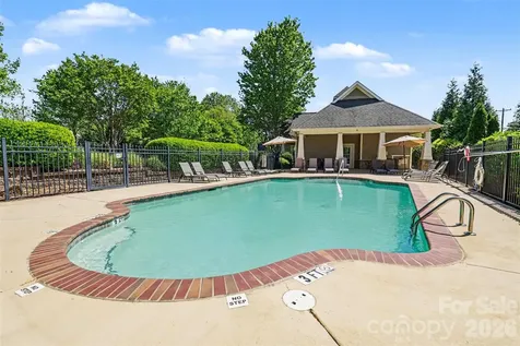 2020 Cramer Place Court Cramerton NC 28032