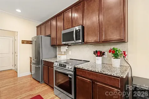 2020 Cramer Place Court Cramerton NC 28032