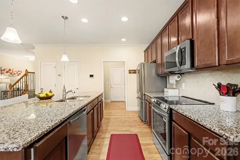 2020 Cramer Place Court Cramerton NC 28032