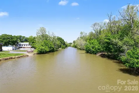 2020 Cramer Place Court Cramerton NC 28032