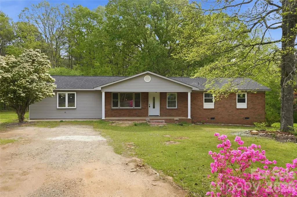 3285 Douglas Way Lane Lancaster SC 29720