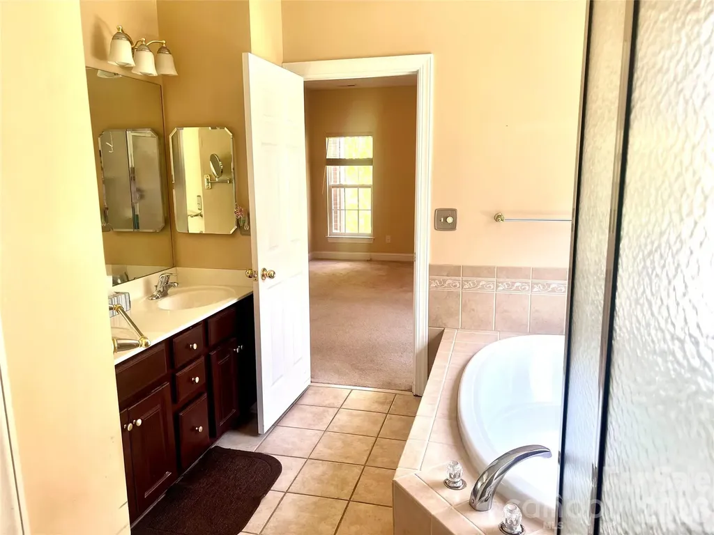 1273 Winged Foot Drive Denver NC 28037