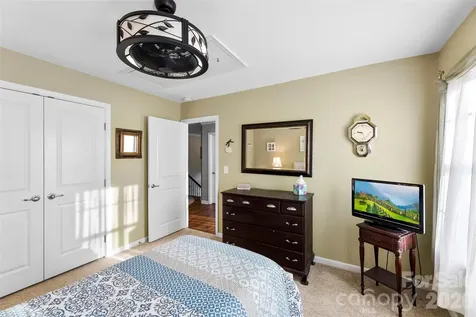 709 Heddington Court Gastonia NC 28056