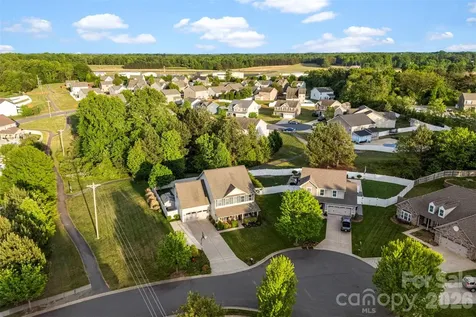 709 Heddington Court Gastonia NC 28056