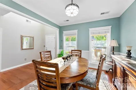 709 Heddington Court Gastonia NC 28056