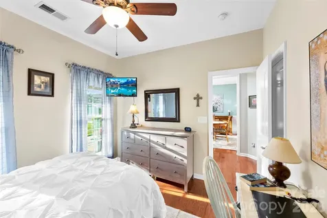 709 Heddington Court Gastonia NC 28056