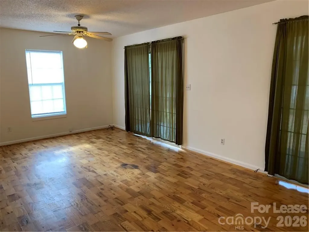 7469 Katherine Drive Denver NC 28037