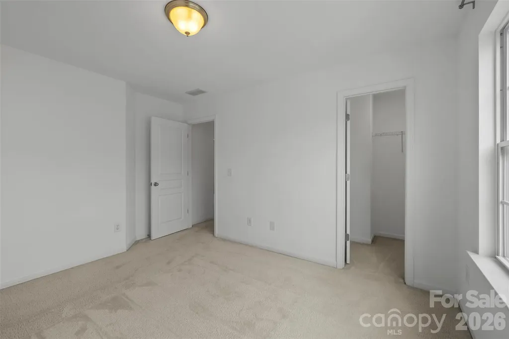 4418 Forest Gate Lane Charlotte NC 28270