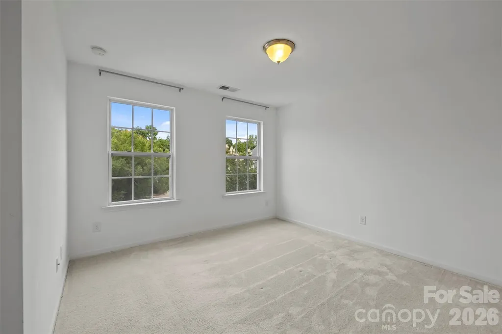 4418 Forest Gate Lane Charlotte NC 28270