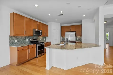 4418 Forest Gate Lane Charlotte NC 28270