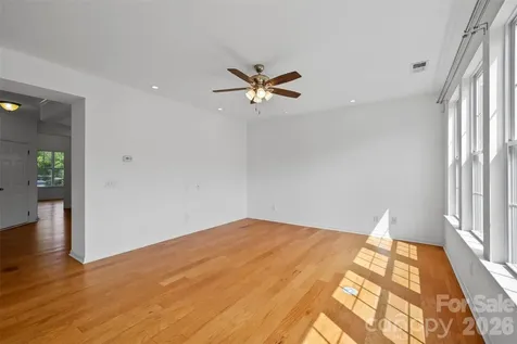 4418 Forest Gate Lane Charlotte NC 28270
