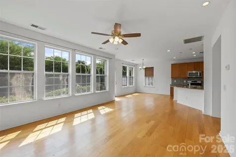 4418 Forest Gate Lane Charlotte NC 28270
