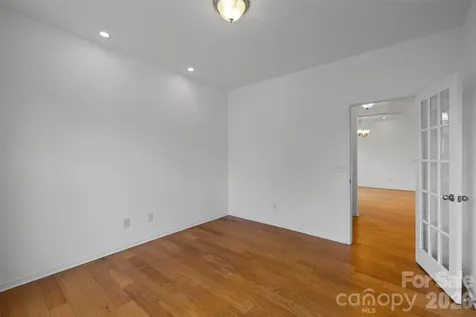 4418 Forest Gate Lane Charlotte NC 28270
