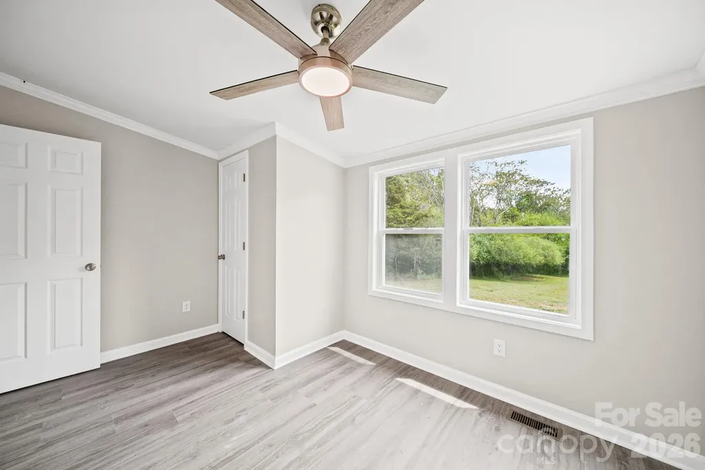 8592 Amanda Lane Norwood NC 28128