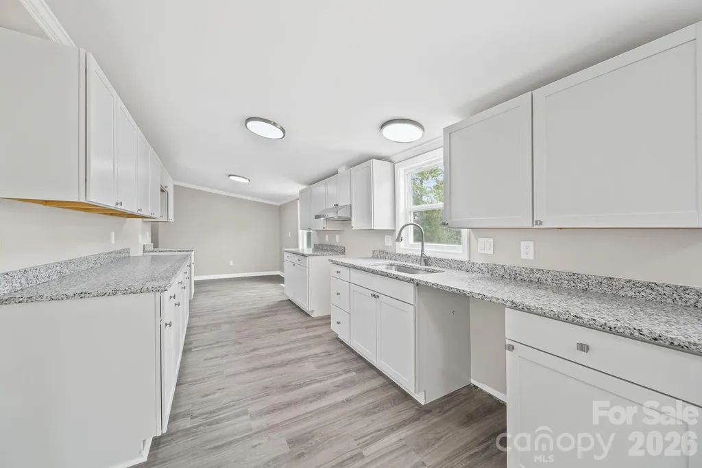 8592 Amanda Lane Norwood NC 28128
