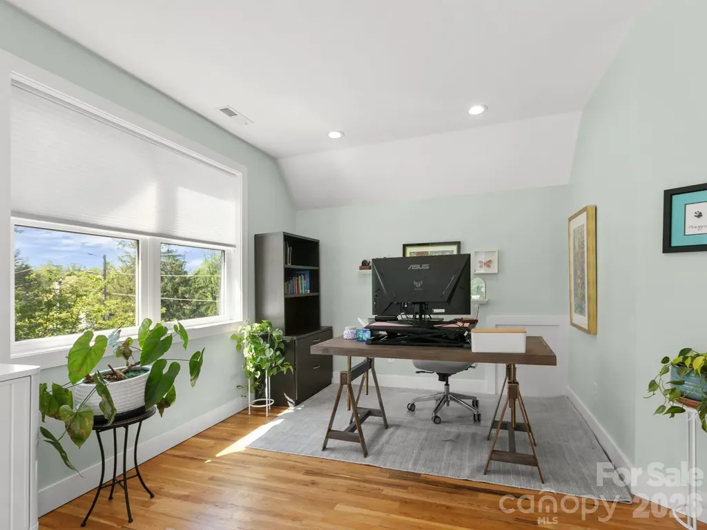 46 Rumbough Place Asheville NC 28806