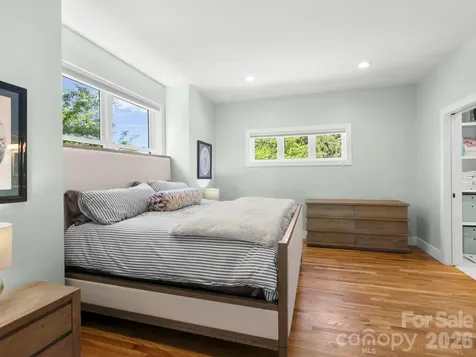 46 Rumbough Place Asheville NC 28806