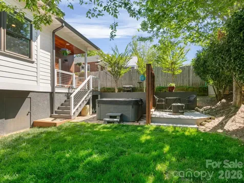 46 Rumbough Place Asheville NC 28806
