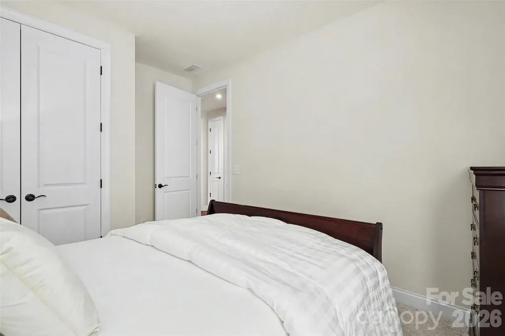 10225 Superb Lane Charlotte NC 28215