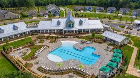 10225 Superb Lane Charlotte NC 28215