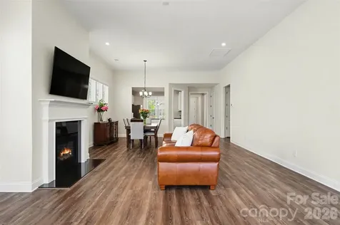 10225 Superb Lane Charlotte NC 28215