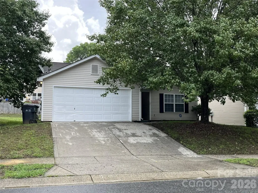 1404 Jordans Pond Lane Charlotte NC 28214
