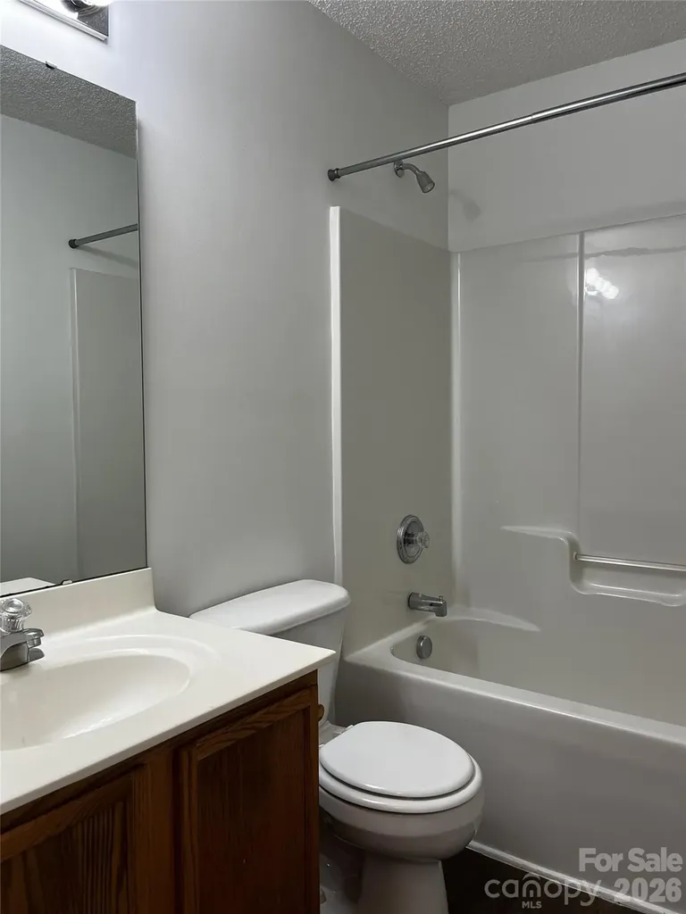 1404 Jordans Pond Lane Charlotte NC 28214