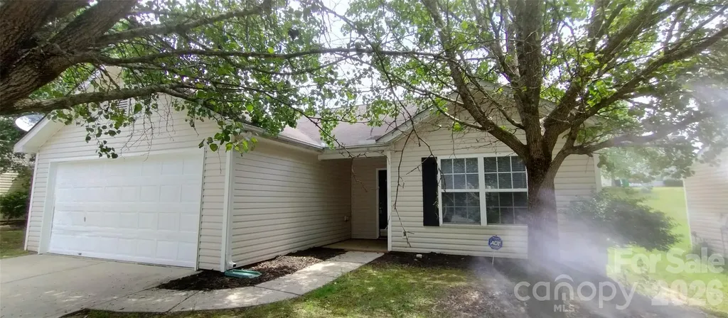 1404 Jordans Pond Lane Charlotte NC 28214