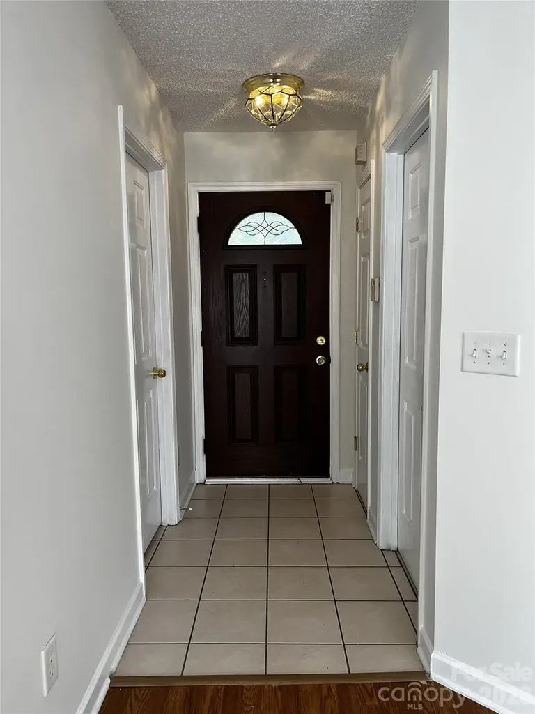 1404 Jordans Pond Lane Charlotte NC 28214