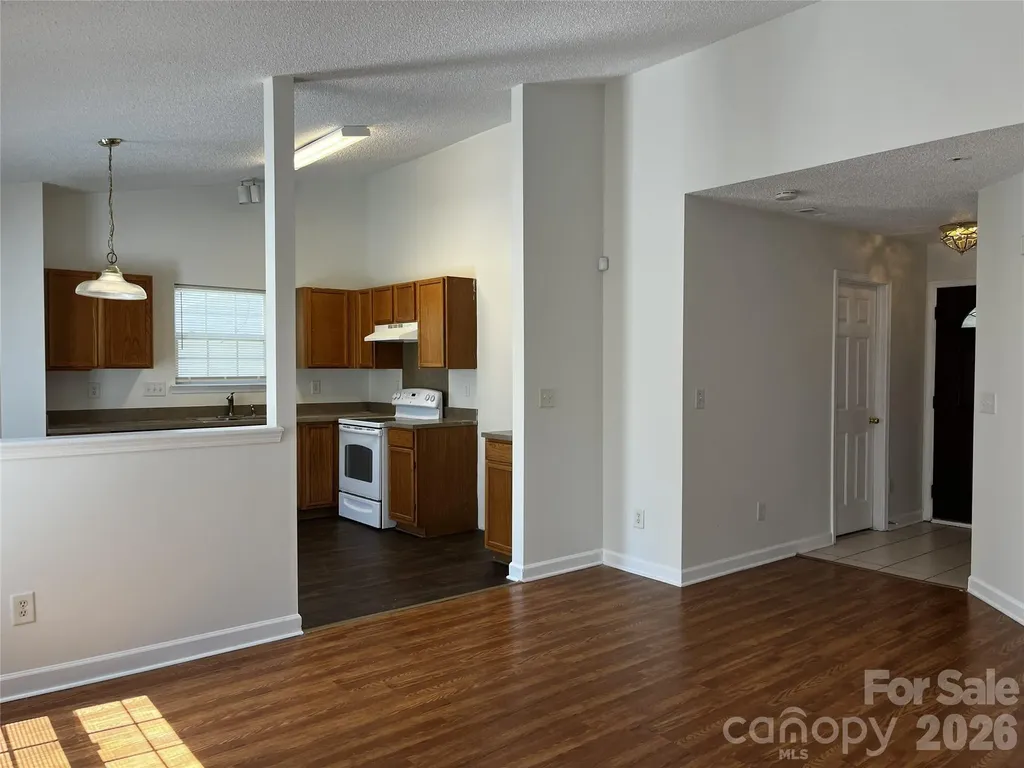 1404 Jordans Pond Lane Charlotte NC 28214