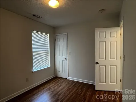 1404 Jordans Pond Lane Charlotte NC 28214