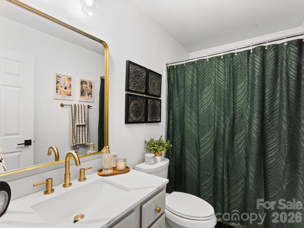 26 Autumn Ridge Lane Asheville NC 28803