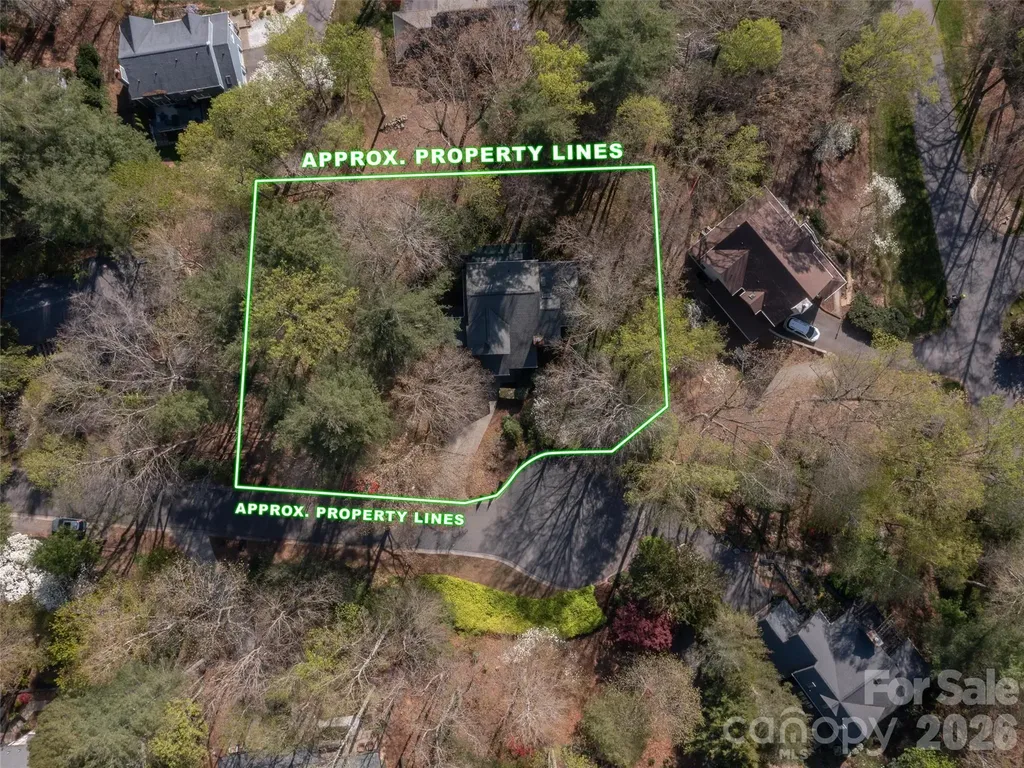 26 Autumn Ridge Lane Asheville NC 28803