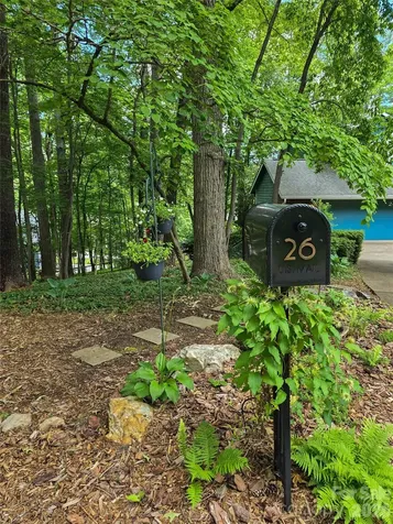 26 Autumn Ridge Lane Asheville NC 28803