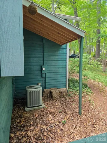 26 Autumn Ridge Lane Asheville NC 28803