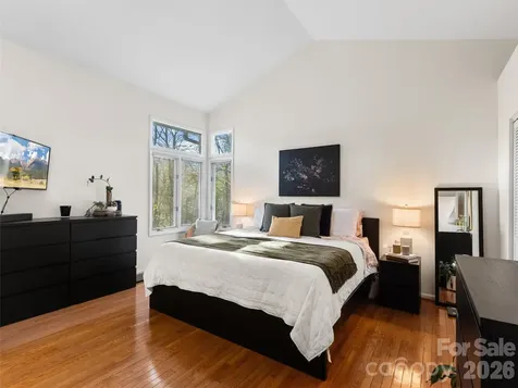 26 Autumn Ridge Lane Asheville NC 28803
